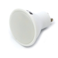 Biała żarówka LED GU10. Energooszczędne oświetlenie punktowe, źródło światła do opraw sufitowych, do reflektorów.